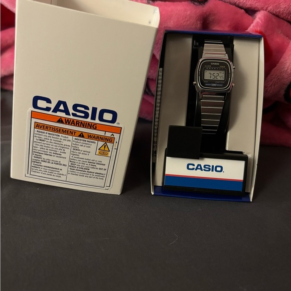 Casio Silver Digital Watch - Picture 4 of 6